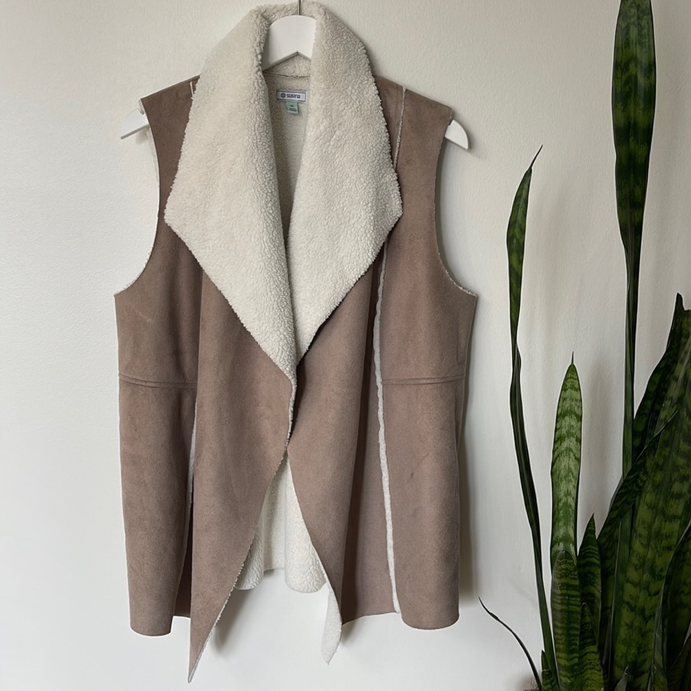 Like New Sherpa Vest